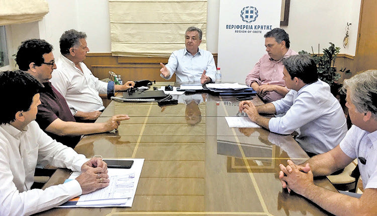 Συνάντηση στην Περιφέρεια για τα έργα στην περιοχή νέου αεροδρομίου