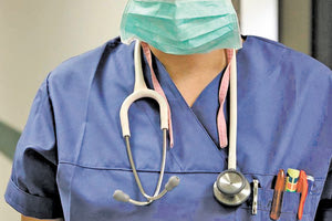 γιατρος μάσκα