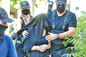 Στη φυλακή οδηγήθηκε η 35χρονη γυναίκα που κατηγορείται για την επίθεση με βιτριόλι σε βάρος της 34χρονης Ιωάννας