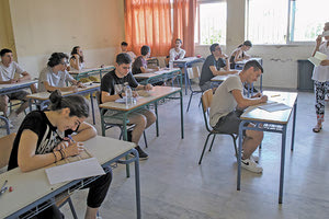 Στη «μάχη» των πανελλαδικών οι υποψήφιοι των ΕΠΑΛ