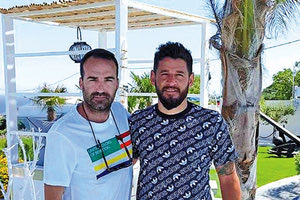 Ο Μιχάλης Φραγκουλάκης με τον τεχνικό διευθυντή της Δαμάστας κ. Νικηφόρο