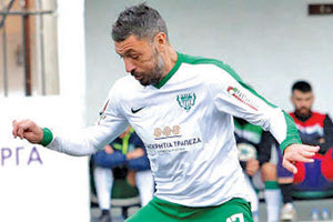 Ποδοσφαιριστής του Γιούχτα ο Τάσος Τριανταφύλλου