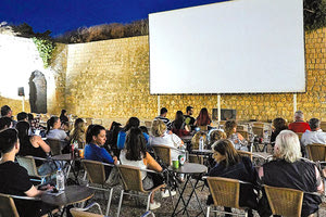 στο δημοτικό σινεμά “Βηθλεέμ”