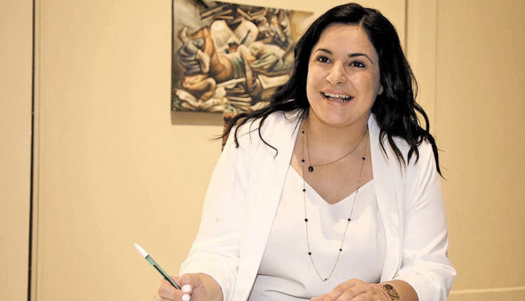 , η Αντιπεριφερειάρχης Παιδείας Έφη Κουτεντάκη