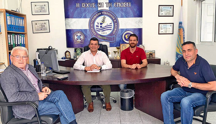 Με τον βουλευτή του ΣΥΡΙΖΑ στο Λασίθι Ε. Θραψανιώτη συναντήθηκαν τα μέλη της Ένωσης Αστυνομικών Υπαλλήλων ν. Λασιθίου.