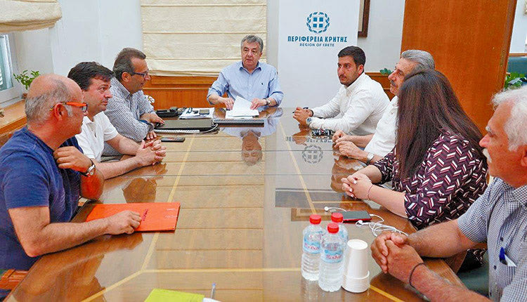 Νέος τάπητας στο γήπεδο της Γέργερης: Από τις υπογραφές στην Περιφέρεια