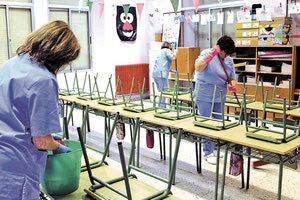 οι σχολικοί καθαριστές και καθαρίστριες