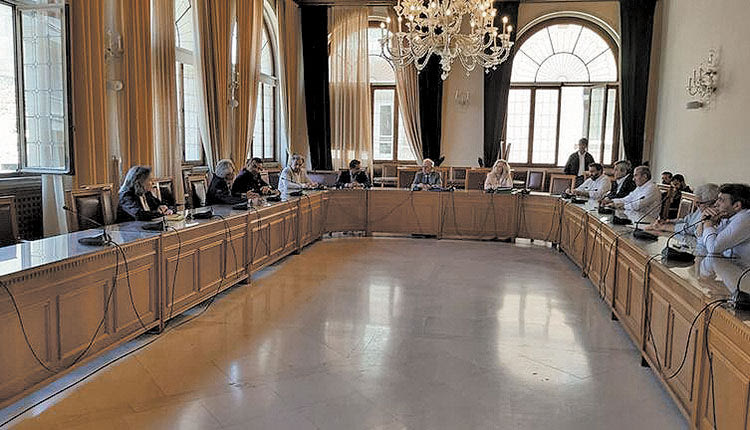 Αναζητείται λύση για τη λαϊκή της Αλικαρνασσού