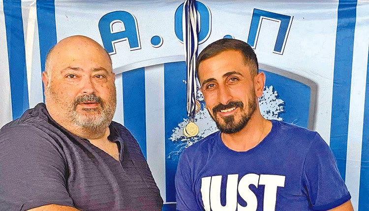 Ο Φραγκιαδάκης με τον πρόεδρο του Πόρου κ. Ασσαργιωτάκη