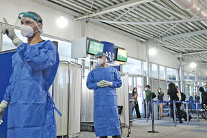 σημεία ελέγχων Covid-19 στο αεροδρόμιο Ηρακλείου