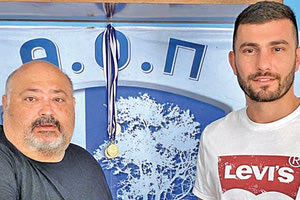 Ο πρόεδρος του Πόρου κ. Ασαργιωτάκης με τον Θεοδωρίδη