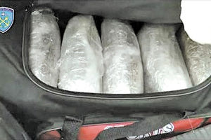 Η υπόθεση ακτοπλοϊκής μεταφοράς 52 κιλών χασίς, τον Μάιο του 2019