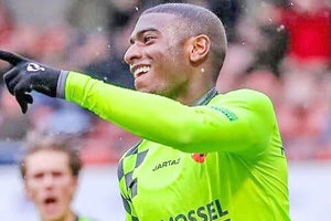 Τον Ολλανδό επιθετικό Τάιρον Κόνραντ «στέλνει» στον Εργοτέλη, δημοσίευμα