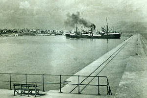 Η φωτογραφία της ημέρας: Το λιμάνι του Ηρακλείου στη δεκαετία του ’50-’60