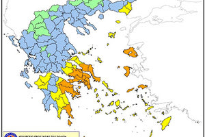 Σε πολύ υψηλό κίνδυνο εκδήλωσης πυρκαγιάς βρίσκεται ολόκληρη η Κρήτη, σύμφωνα με τον ημερήσιο χάρτη πρόβλεψης κινδύνου.