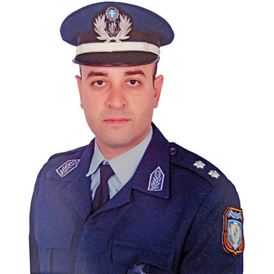 Πέτυχε να περάσει στις Πανελλήνιες με άριστα ο υποδιοικητής της Ασφάλειας Αγίου Νικολάου, υπαστυνόμος Α’, Γιώργος Γιαννόπουλος και αναπληρωτής γραμματέας της Ένωσης Αστυνομικών Υπαλλήλων νομού Λασιθίου
