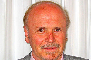 ο Δήμος Ηρακλείου αποφάσισε να βραβεύσει τον ομότιμο καθηγητή του Τμήματος Φυσικής, κ. Λευτέρη Οικονόμου, με το «Βραβείο Ηθικής Τάξεως» για το έτος 2020