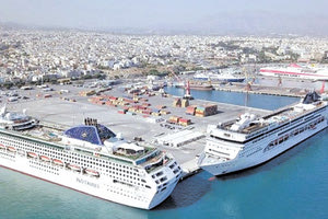 κρουαζιερόπλοια στο λιμάνι του Ηρακλείου