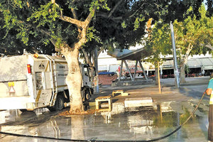 Καθαριότητα πλατεία Ελευθερίας