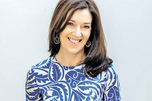 η συγγραφέας Βικτόρια Χίσλοπ