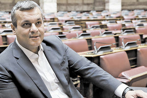 Στη Βουλή η αρχαία στοά ανάμεσα στο Σκαλάνι και τα Σπήλια