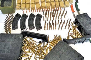 ΜΕΘΑΥΡΙΟ ΤΟ ΔΙΚΑΣΤΗΡΙΟ: Θα λυθεί το μυστήριο των όπλων;