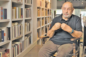 Στον Ηρακλειώτη συγγραφέα Ιάκωβο Ανυφαντάκη  το Βραβείο Μυθιστορήματος του “Αναγνώστη”