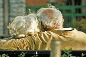 Δεν τον αποχωρίστηκε ,ούτε στον θάλαμο covid Μπήκε νύχτα στην κλινική από το..παράθυρο !