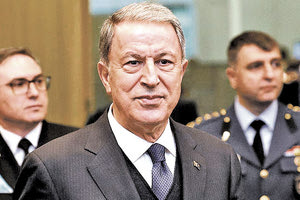 ο Χουλουσί Ακάρ