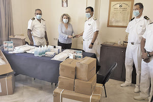 Τον Περιφερειακό Διοικητή Κρήτης του Λιμενικού Σώματος, Σπύρο Πασσάκο, επισκέφθηκε χθες το πρωί στο γραφείο του, η Διοικήτρια της 7ης ΥΠΕ Λένα Μπορμπουδάκη.