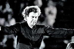 95 χρόνια Μίκης Θεοδωράκης