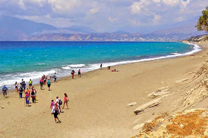 το Φεστιβάλ της Άμμου στην υπέροχη παραλία του Κομμού