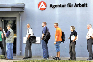 ΤΟ ΠΕΙΡΑΜΑ: Πώς αλλάζει η ζωή με 1.200 ευρώ χωρίς δουλειά;