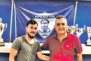 Ο Φρόκου με τον τεχνικό διευθυντή του Ηροδότου κ. Σωκιανό