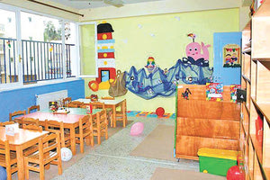 τους βρεφονηπιακούς σταθμούς