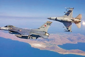 έχει παρατηρηθεί στο Αιγαίο κάνουν την εμφάνισή τους συχνά ένας μικρός αριθμός Τούρκων πιλότων μεγαλύτερης ηλικίας (με «γκρίζα μαλλιά»- όπως λένε οι πιλότοι)