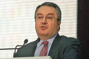 Ηλίας Μόσιαλος