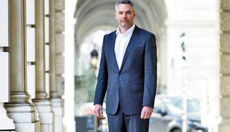 Ο υπουργός Εσωτερικών της Αυστρίας Κ. Νεχάμερ