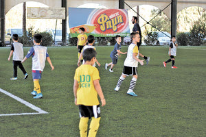 Η πρώτη προπόνηση της ακαδημίας στις εγκαταστάσεις του Lido Soccer