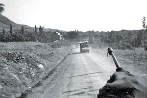 Η φωτογραφία της ημέρας: Γερμανική φάλαγγα στο Τυμπάκι. Κρήτη 1942