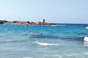 λίγο έλειψε να πνιγεί στην Κλωτζανή παραλία των Μαλίων