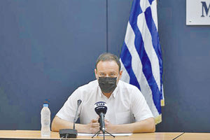 ο επίκουρος καθηγητής του τμήματος Υγιεινής και Επιδημιολογίας της Ιατρικής Σχολής του ΕΚΠΑ και μέλος της επιτροπής Εμπειρογνωμόνων του Υπουργείου Υγείας, Γκίκας Μαγιορκίνης