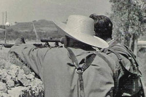 Η φωτογραφία της ημέρας: Γερμανός ελεύθερος σκοπευτής στην Κρήτη