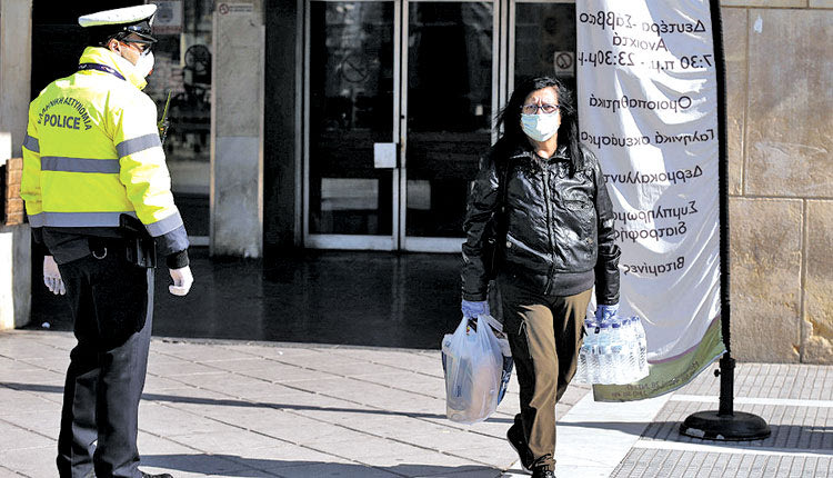 Συνεχίζονται οι έλεγχοι για τα μέτρα στην Κρήτη