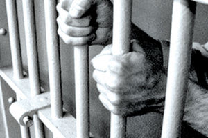 Πιο αυστηρό το πλαίσιο για τις άδειες