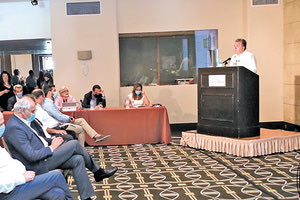 Αρναουτάκης