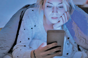 ΤΕΧΝΗΤΟ ΜΠΛΕ ΦΩΣ