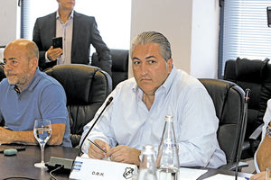 Μιχάλης Μπούσης