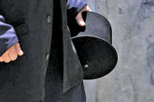 Στο εδώλιο οι μοναχοί 