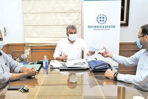 ΑΡΝΑΟΥΤΑΚΗΣ ΓΙΑ ΜΑΣΚΑ